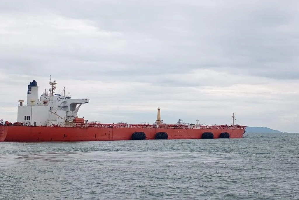 Indonesia STS Ship-to-ship Lighterings Support (3)